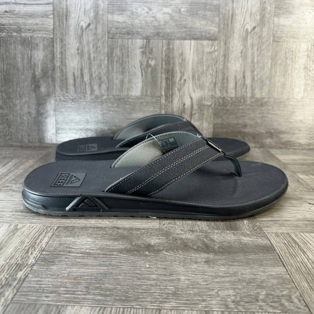 Reef Element TQT Mens Flip Flops Black Sandals Size 13 H-24 LTC